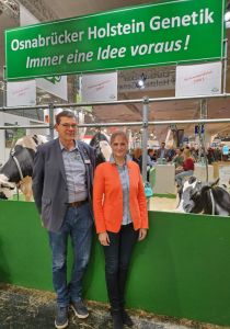 v.l.n.r.: DGfZ-Präsident Hans-Willi Warder und  Dr. Bettina Bongartz